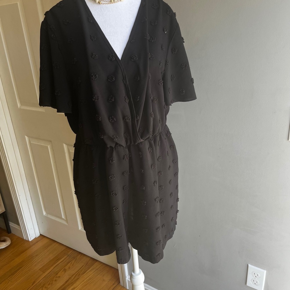 Black Pom Pom Romper V-Neck Short Sleeve Summer Casual Party Jumpsuit Size 1X